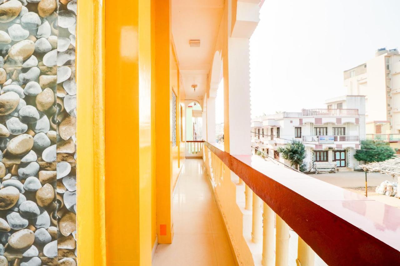 Spot On 68703 Delight Inn Puri Exterior foto